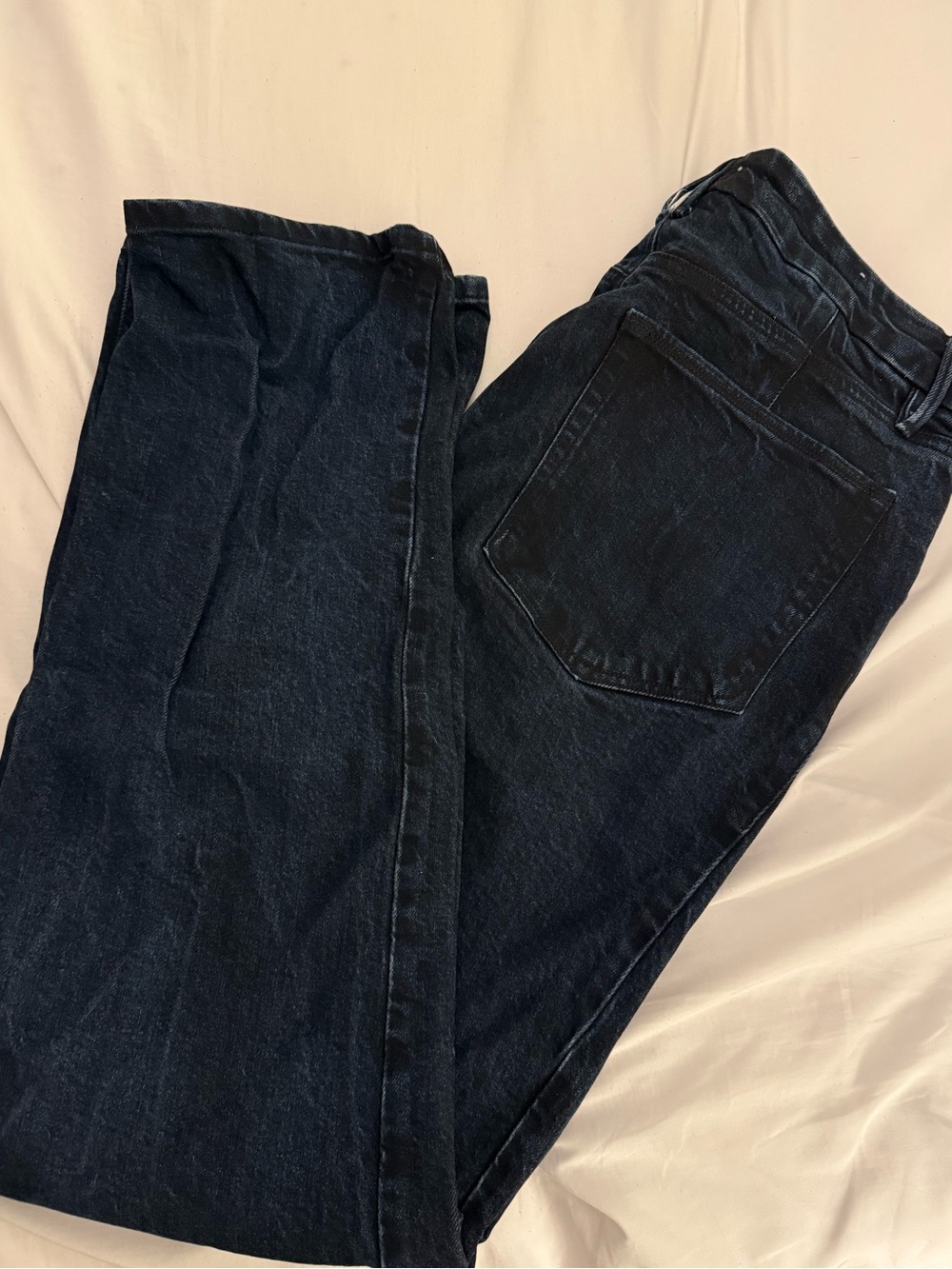 Good American straight jeans  16 plus